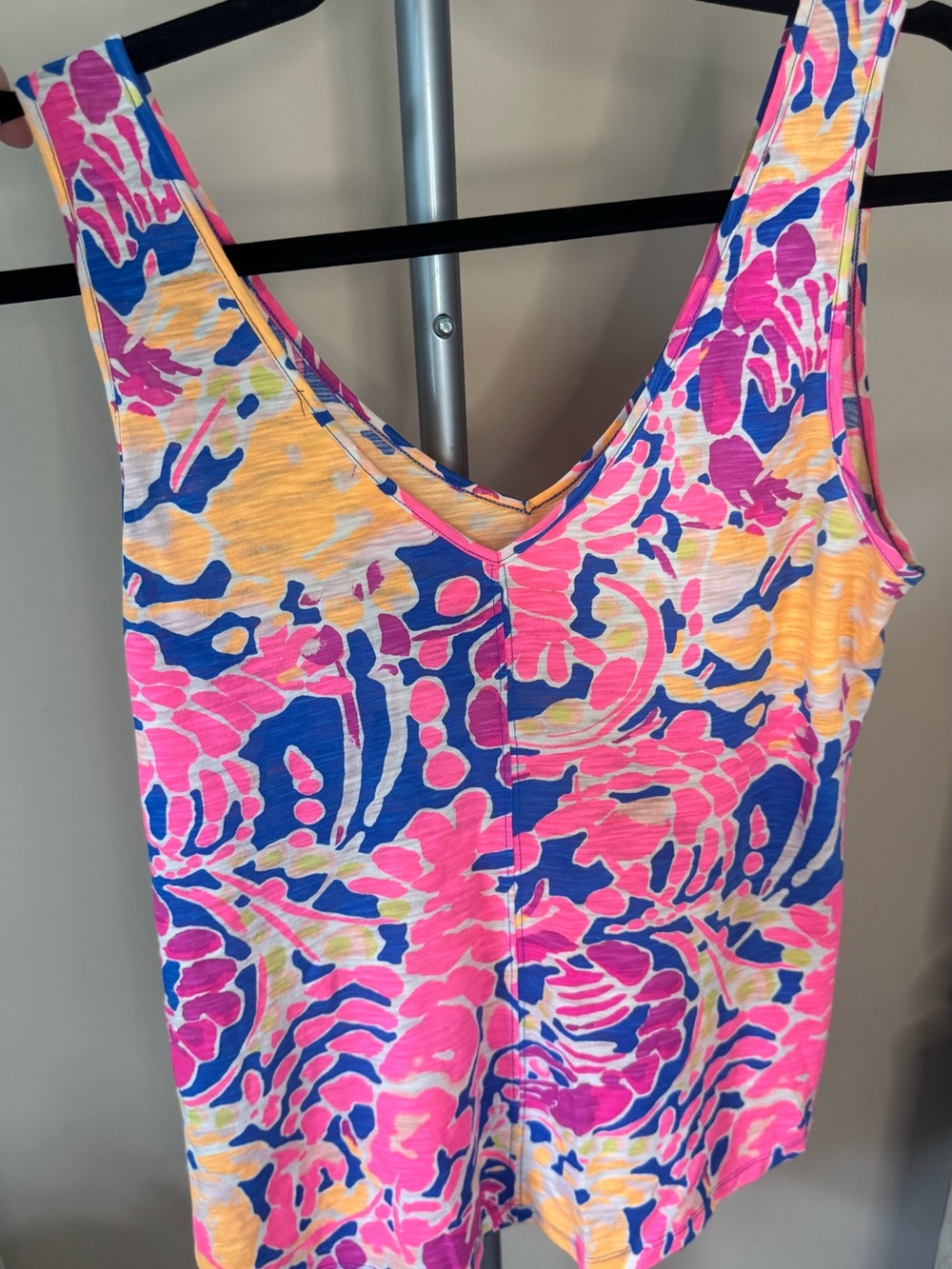 Lilly Pulitzer Gigi V Neck  Tank - Pink, Blue & Orange Size Small